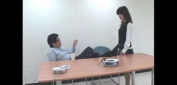  Sayuri Marui has snatch touched under panty
